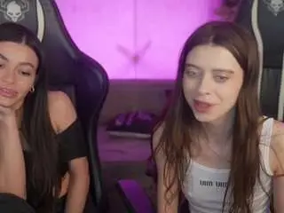 Reginasweet054  live sex cam