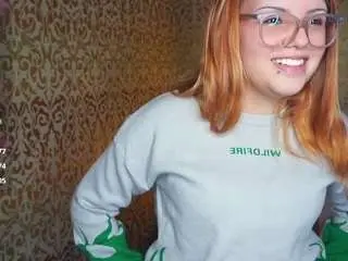 Audreykerfoot  live sex cam