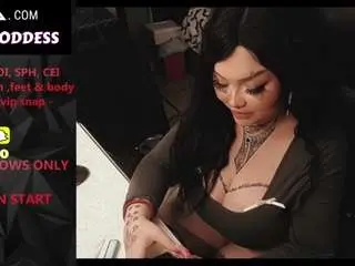 Boootystar  live sex cam