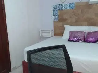 Kyliebenson  live sex cam