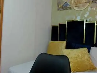 Kyliebenson  live sex cam
