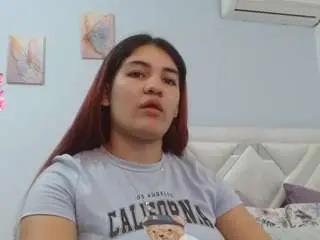 Kyliebenson  live sex cam