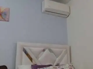 Kyliebenson  live sex cam