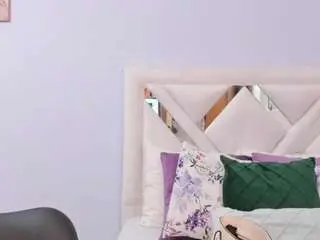Kyliebenson  live sex cam