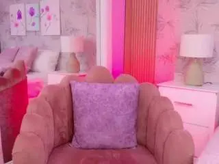 Marilynwild  live sex cam