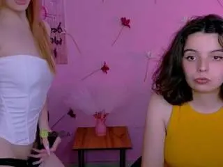 Mia-mooon  live sex cam