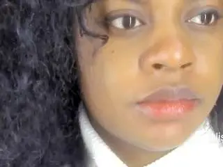 Alison-ker  live sex cam