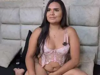 Amarahanks11  live sex cam