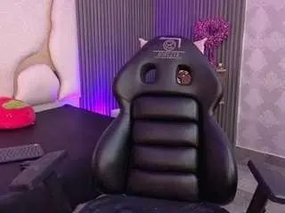 Andrea-tay  live sex cam