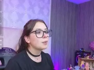 Andrea-tay  live sex cam