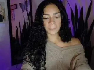 Cassandraandrews  live sex cam