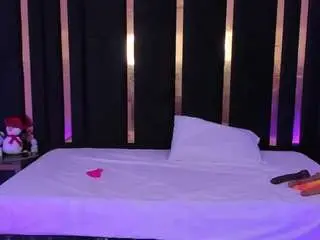 Nyveth  live sex cam