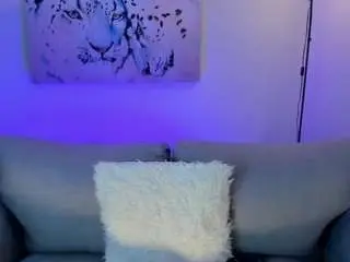 Brennawalker  live sex cam