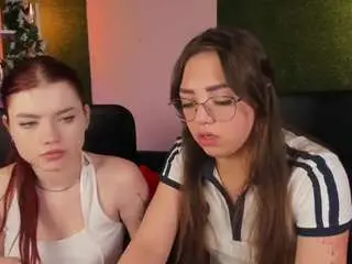 Gia-lee  live sex cam