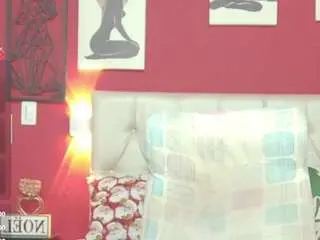 Karoldorunch2  live sex cam