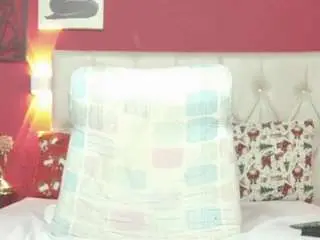 Karoldorunch2  live sex cam