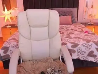 Lylayeess  live sex cam