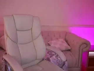 Lylayeess  live sex cam