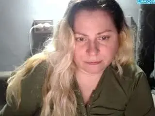 Candycream17  live sex cam