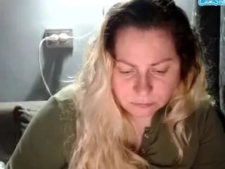 Candycream17  live sex cam