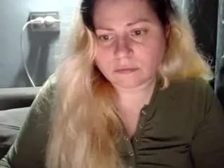 Candycream17  live sex cam