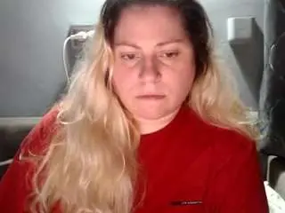 Candycream17  live sex cam