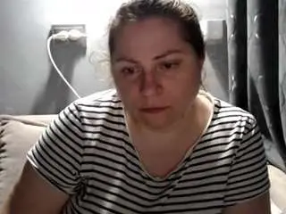 Candycream17  live sex cam