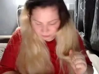 Candycream17  live sex cam