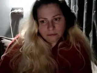 Candycream17  live sex cam