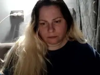 Candycream17  live sex cam