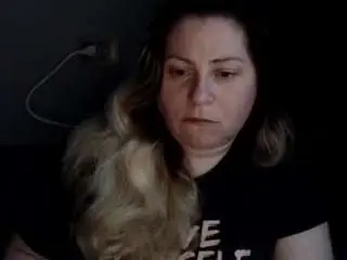 Candycream17  live sex cam