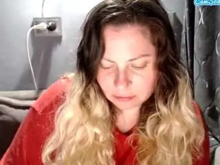 Candycream17  live sex cam