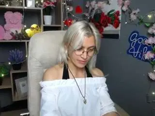 Rubydavis  live sex cam
