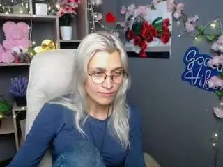 Rubydavis  live sex cam