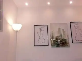 Zharaa-fox  live sex cam