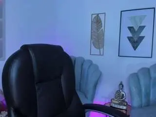 Zharaa-fox  live sex cam