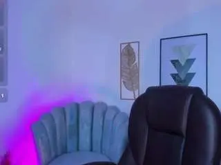 Zharaa-fox  live sex cam