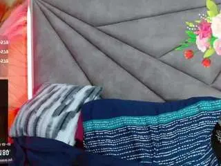 Esmeralda-oikos  live sex cam