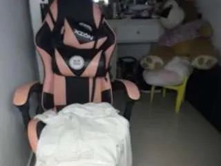 Madelanecoote  live sex cam