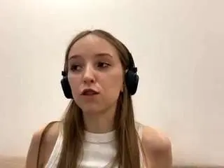 Santamckearney  live sex cam