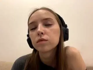 Santamckearney  live sex cam