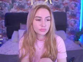Divinejaass  live sex cam