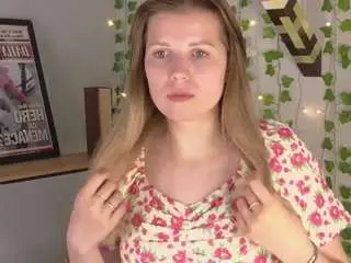 Mary-moore  live sex cam