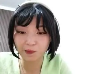 Tienszumny  live sex cam