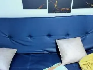 Anamyle22  live sex cam