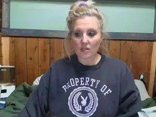 Lisalovexxx  live sex cam