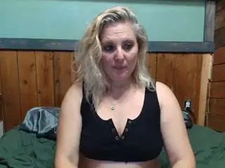 Lisalovexxx  live sex cam