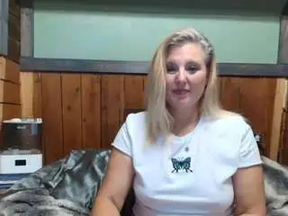 Lisalovexxx  live sex cam