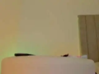 Luisah-at-home  live sex cam