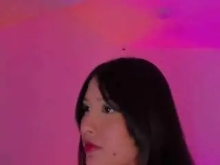 Luisah-at-home  live sex cam
